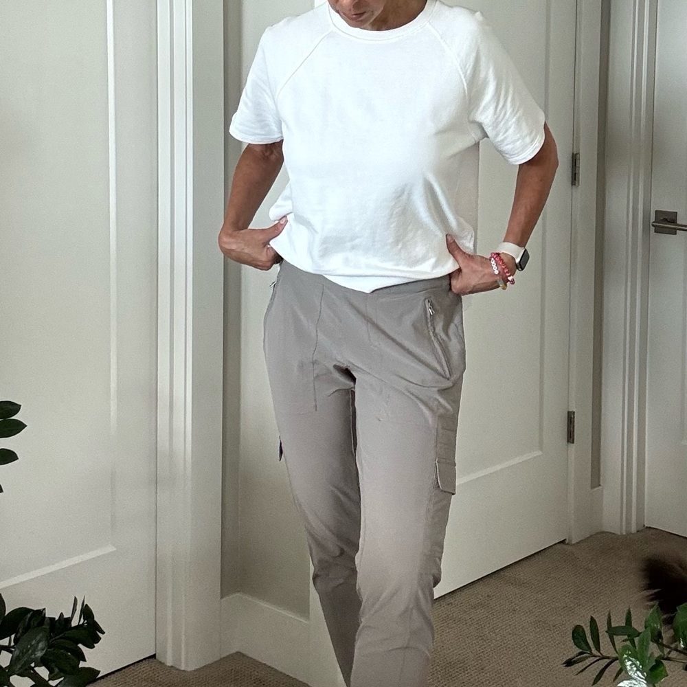 ATHLETA Chelsea Cargo Pants Size 6 RN #54023